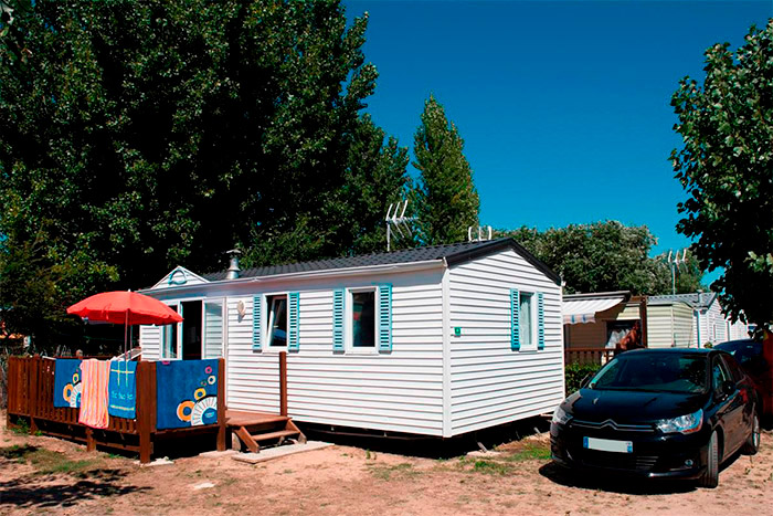 location dans un petit camping avec piscine chauffée sur Saint Jean de Monts 